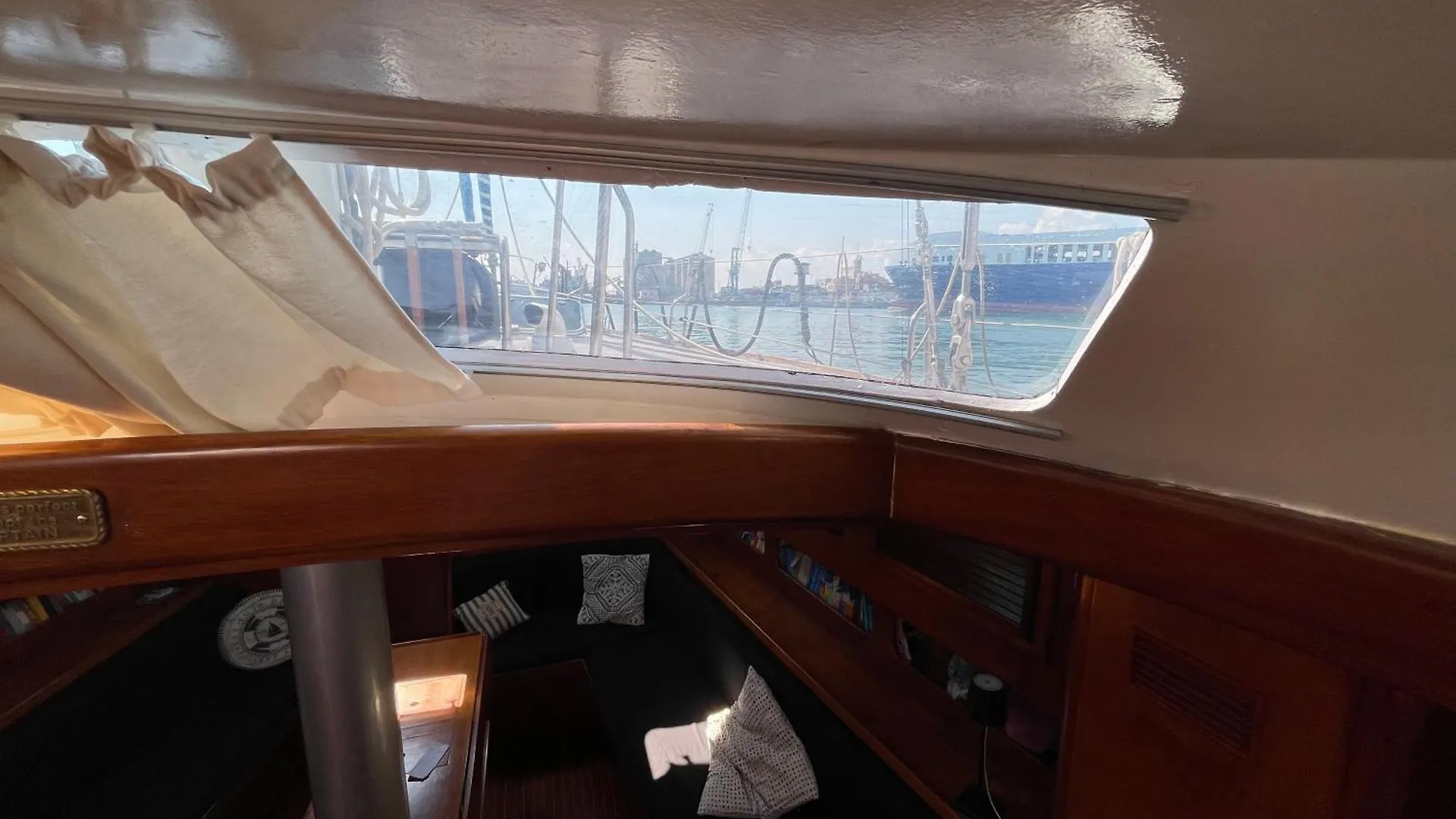Botel Sailboat B&B On Board Catania