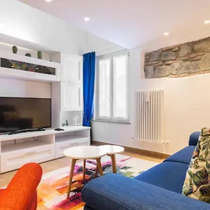 https://casa-vitani.it-lombardy.com