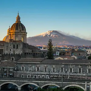 https://attico-mea-catania.catania-hotels.net